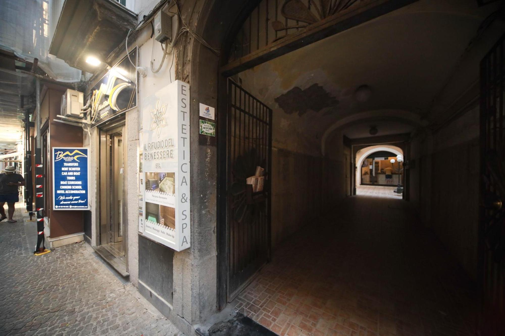 Lucrezia'S Home Castellammare di Stabia Exteriör bild